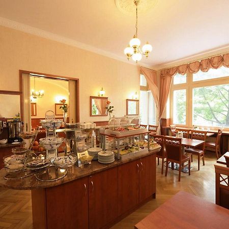ซิตี้ โฮเทล อัม คูร์เฟือร์ชเตนดัม Hotel เบอร์ลิน ร้านอาหาร รูปภาพ